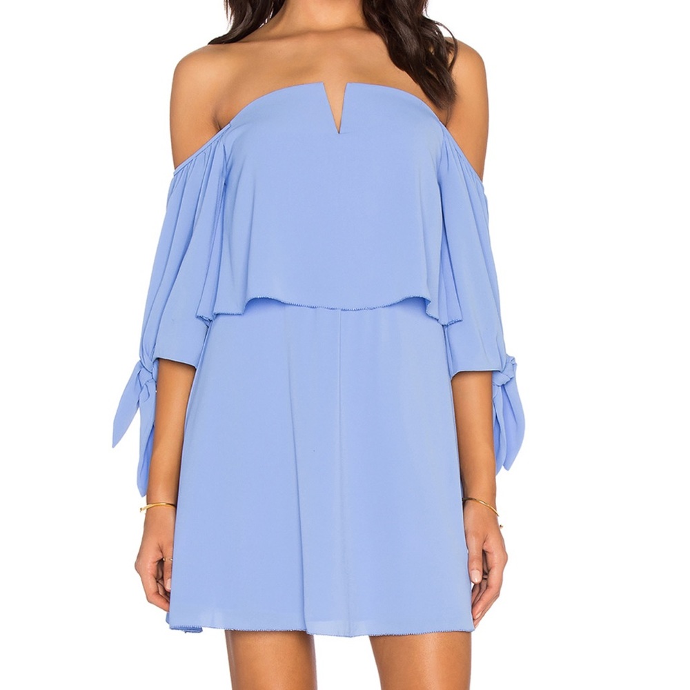 Saylor Alli Dress size Medium Periwinkle EUC